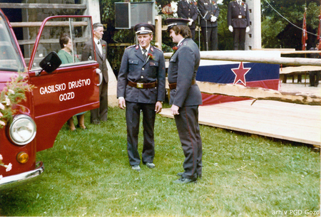 Takratni poveljnik in voznik prvega vozila